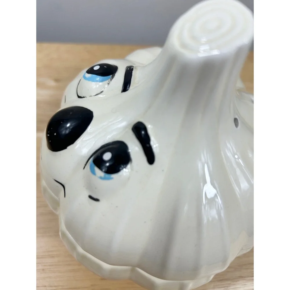 VTG Garlic Bulb Ceramic MCM Cream Anthropomorphic Kitsch Decor Fridge Deoderizer